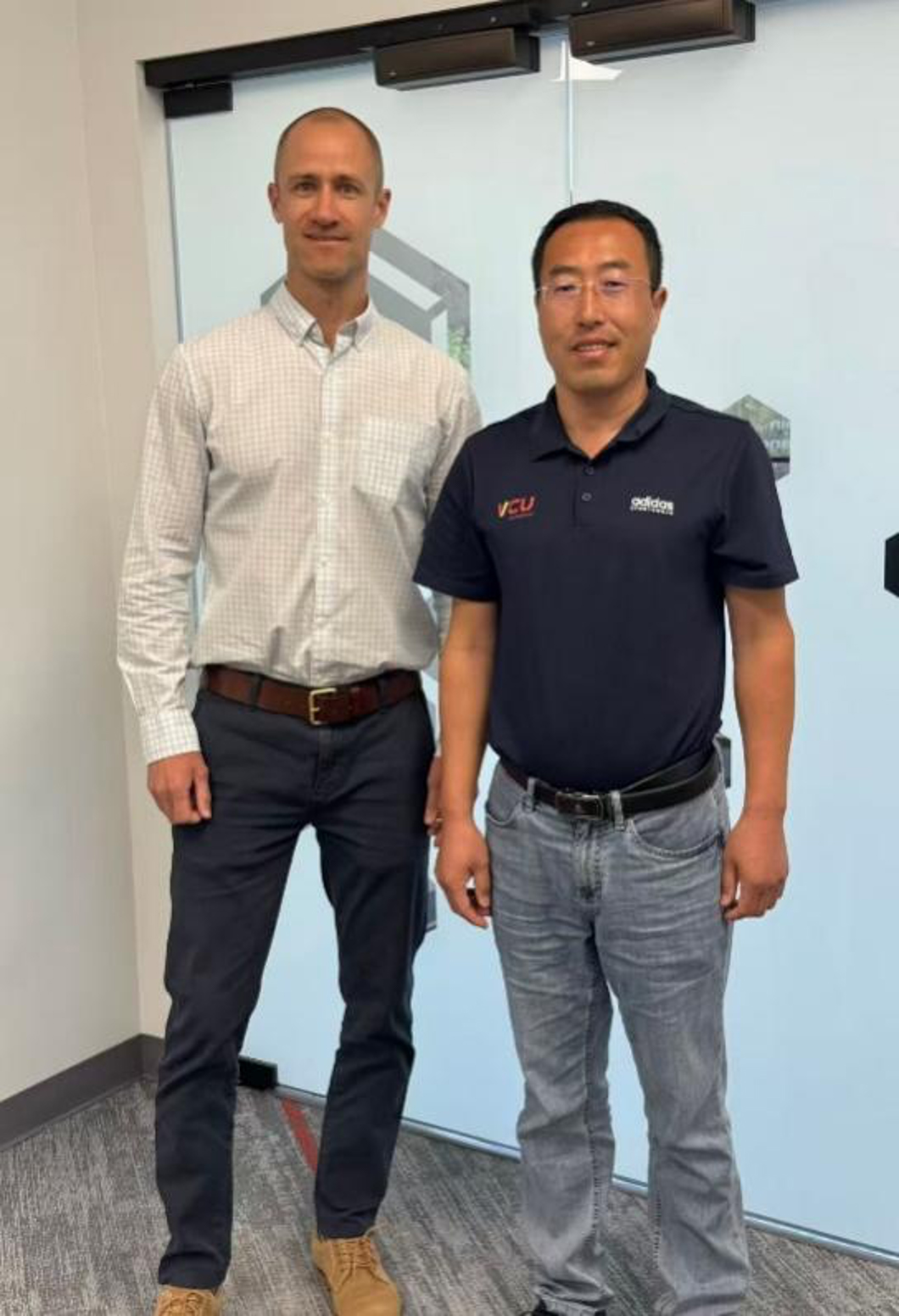 260040103.jpg 260040103.jpg